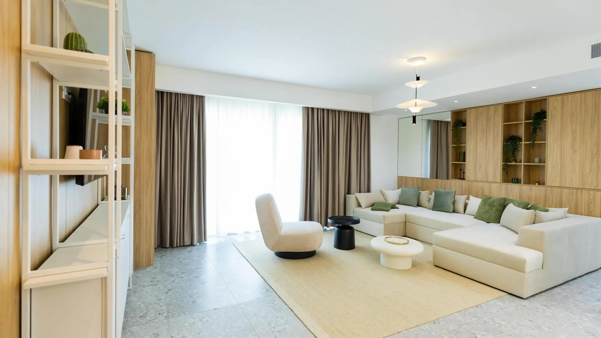 Nova New Boutique Building Apartment With Terrace And Private Parking بوخارست